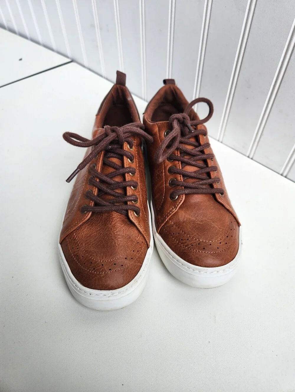 Old Navy Youth  Brown Casual Sneakers Shoes Sz 5